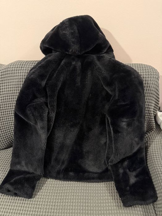 Черно палто Stradivarius