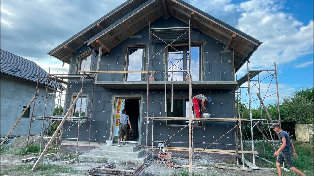 De vanzare casa Parter+ Mansarda