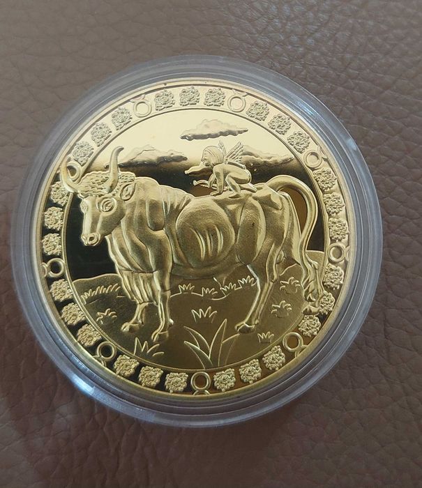 Монета, медал Телец, зодиака