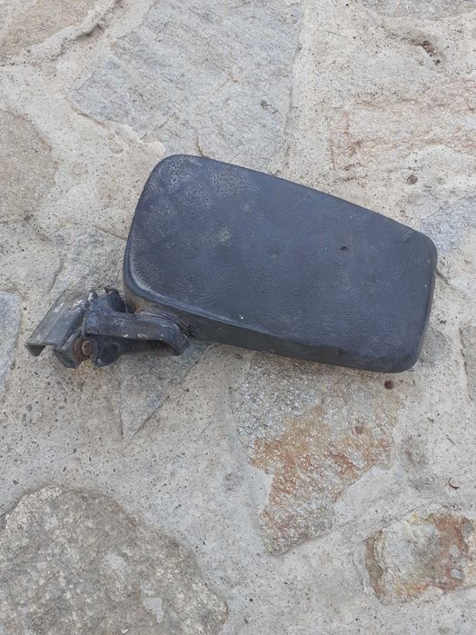 Ляво странично огледало