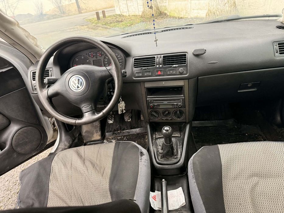 Vând vw bora 1.9 tdi
