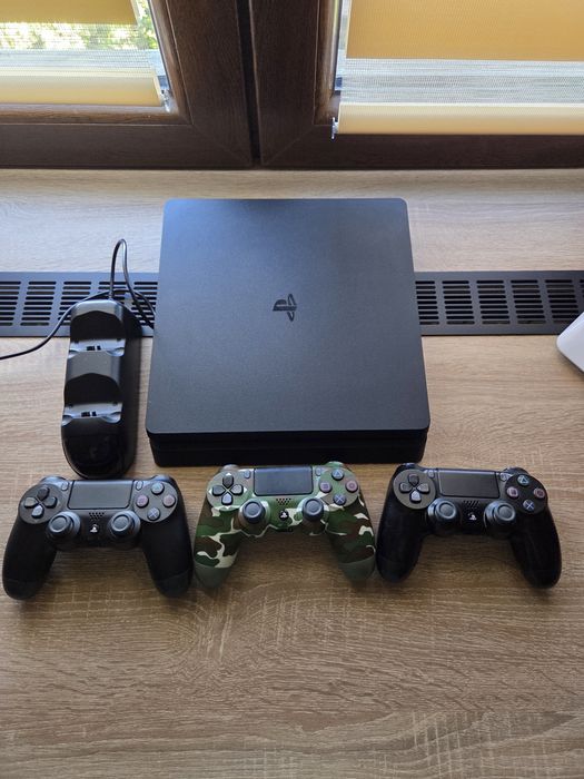 Playstation 4 slim 1 terra