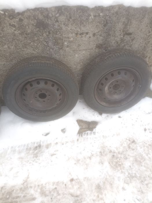 Продавам гуми с джанти