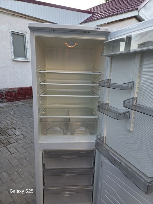 Продам срочно холодильник