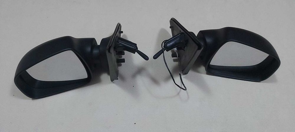 Oglinzi Logan 2 2018 manuale stanga /dreapta 150 lei buc.