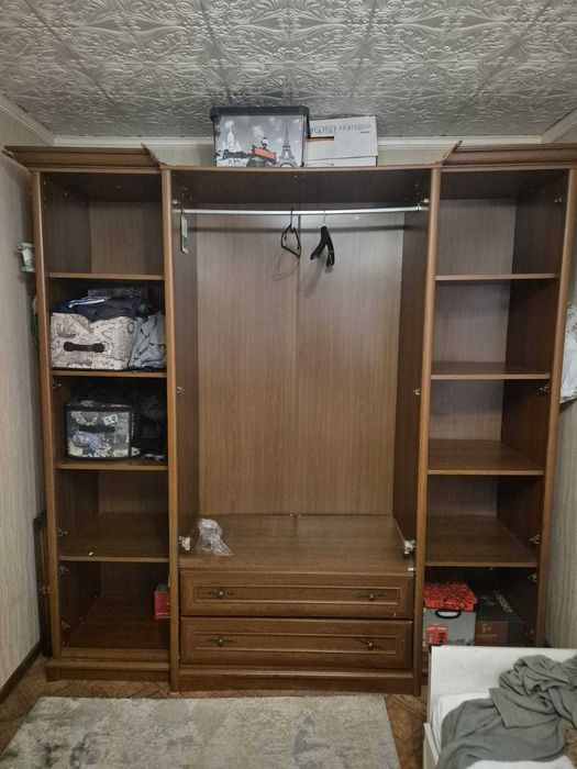 Продам шкаф для одежды
