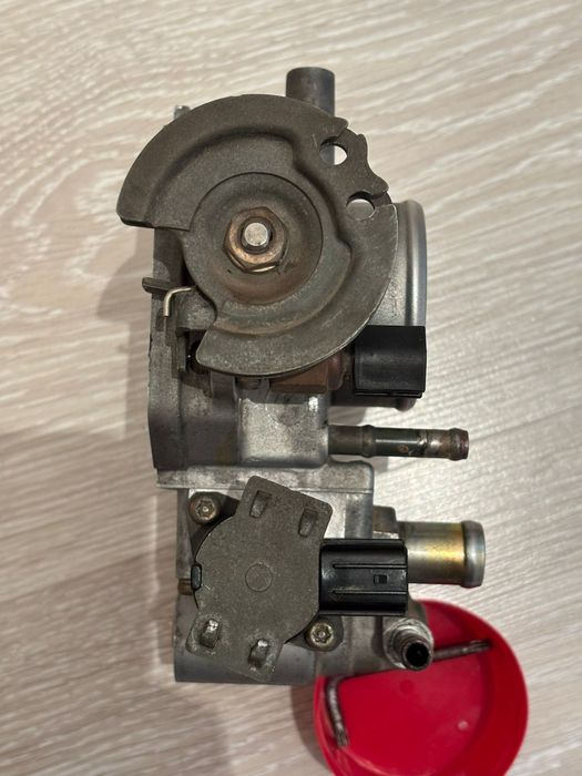 Дросельная заслонака