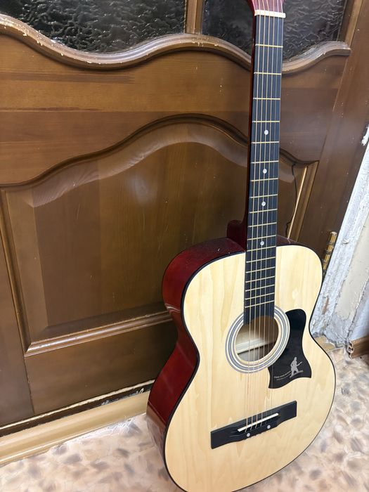 Продам новую гитару