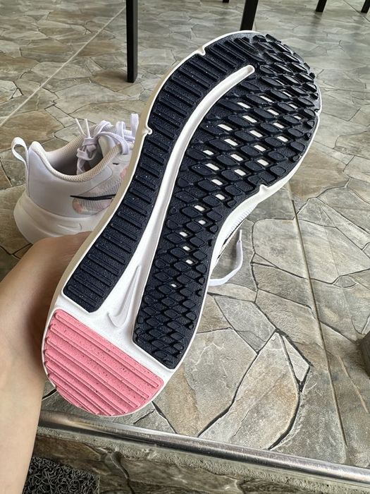 Дамски маратонки Nike