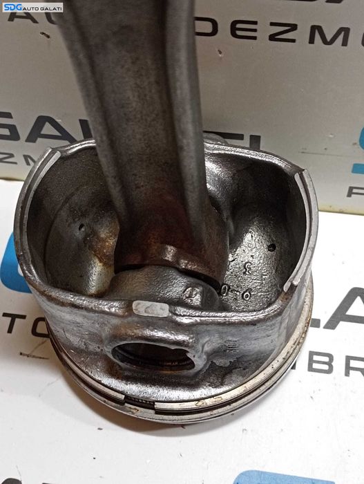 Piston Pistoane Cu Biela Volkswagen Golf 5 1.9 TDI 2004 - 2008 Cod 038D-DE [M7534]