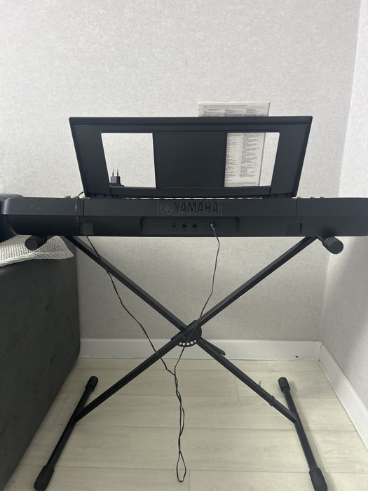 Продам Синтезатор в отличном состоянии