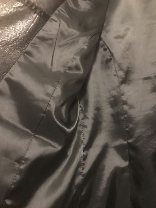 Продам кожаную куртку