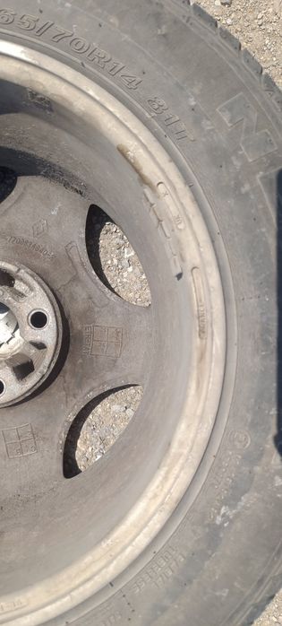 Продавам алуминиеви джанти 14 цола