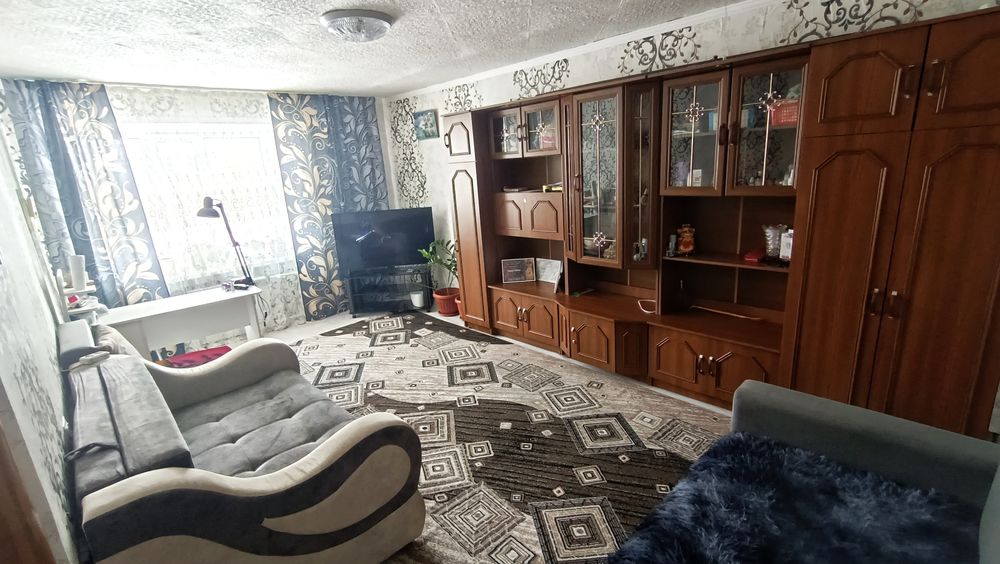 Продается 2-х комнатная квартира