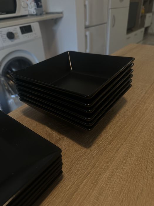 Set farfuri ceramica