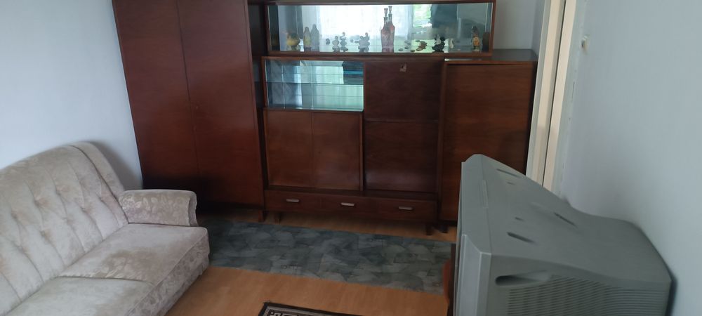 Închiriez apartament 2 camere