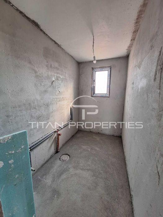 Тристаен апартамент в Бранополе