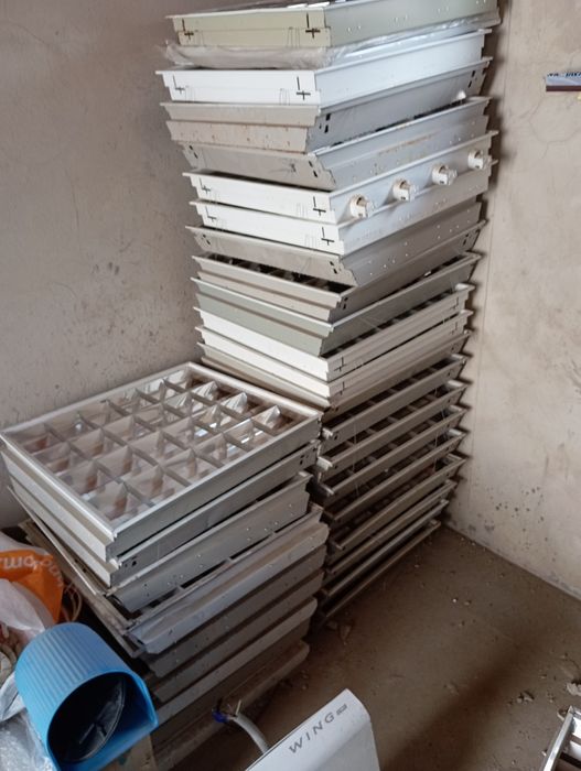 Светильник лампа продам