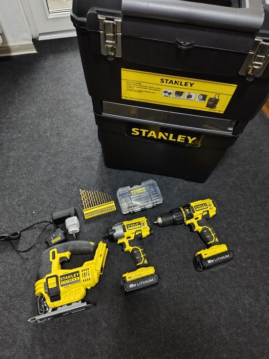 Vând scule Stanley +  Infiletanta Worx