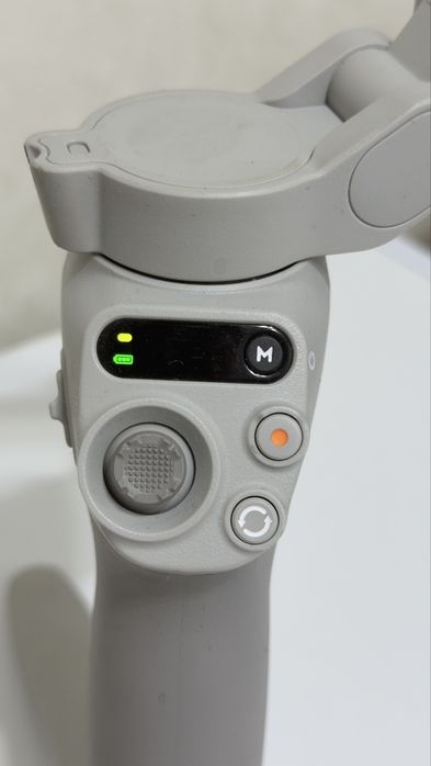 ПРОДАМ штатив  DJI OSMO Mobile