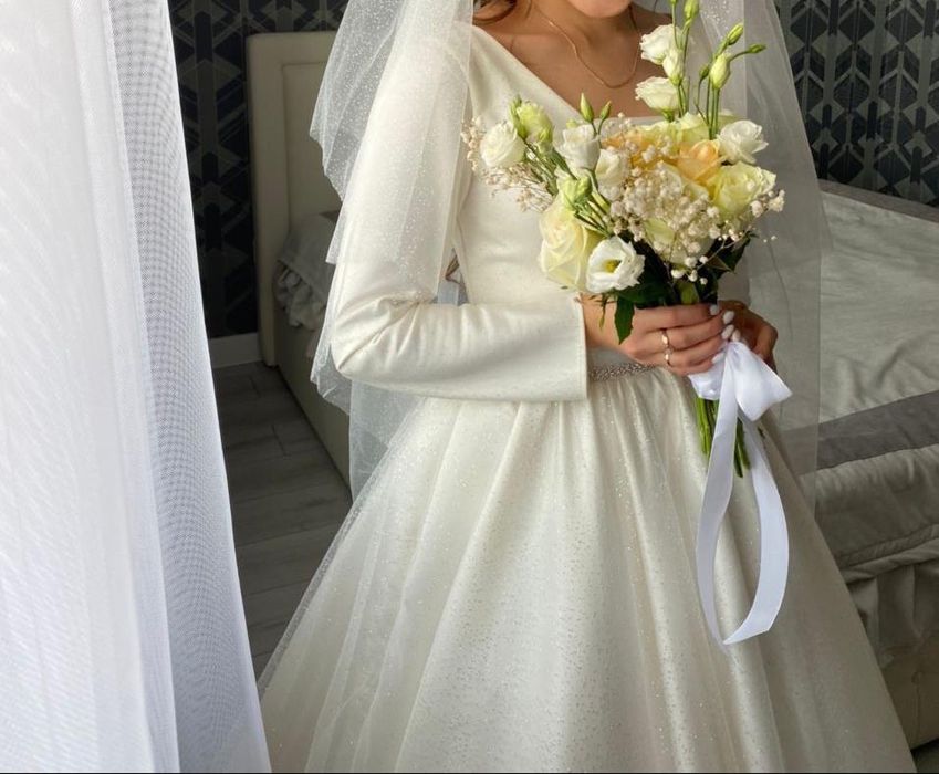 Прекрасное свадебное платье