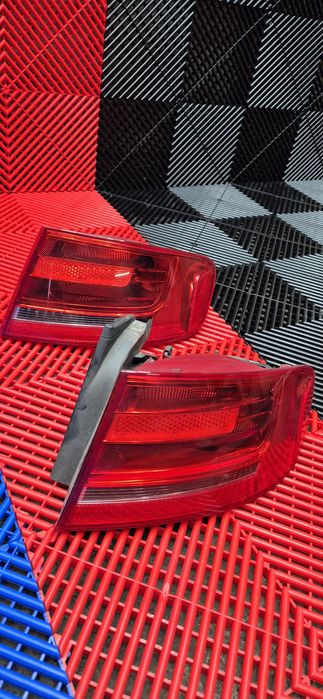 Tripla/stop stanga audi A4 B8 2.0tdi 2010