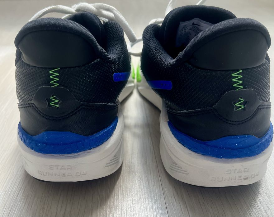 Страхотни маратонки Naik