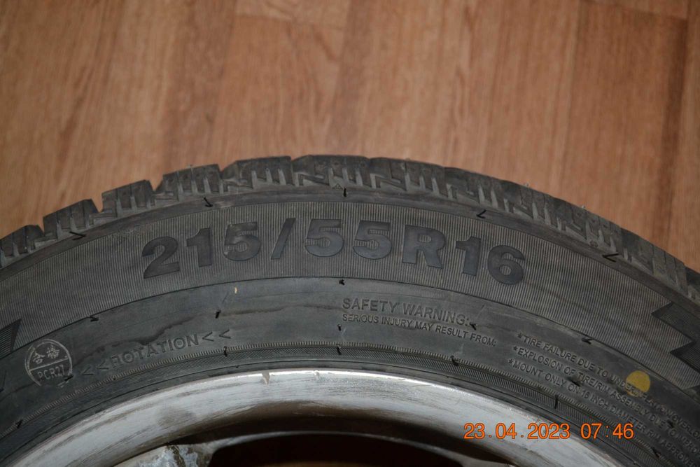 Продам зимние шипованные шины