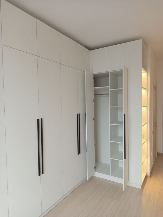 Шкаф на заказ в рассрочку: воплотите мечту об идеальном хранении!

Соз