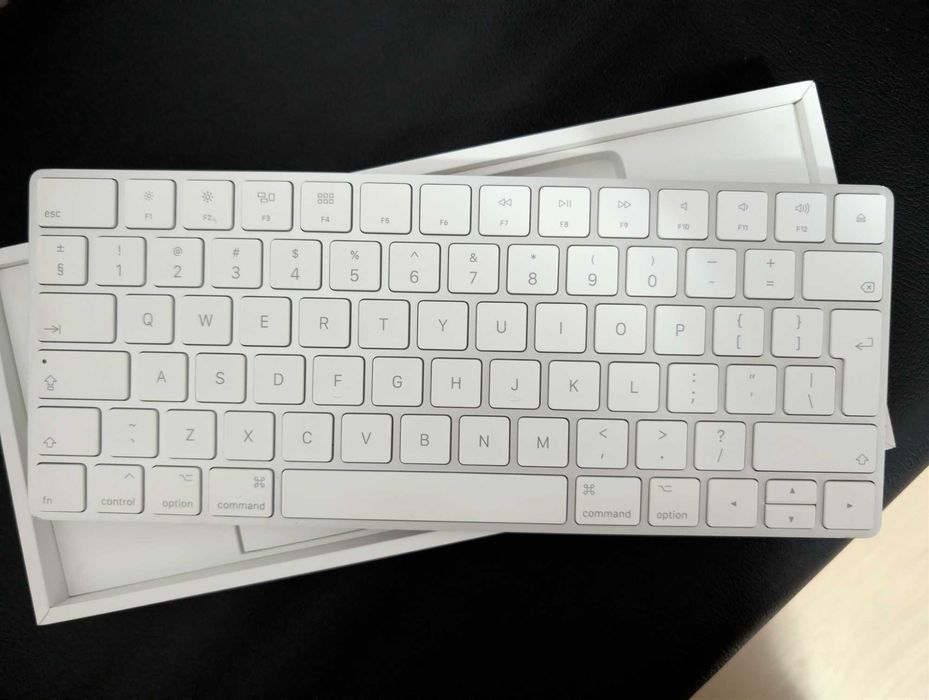 Apple Magic Keyboard + Magic Mouse / Se vand si separat