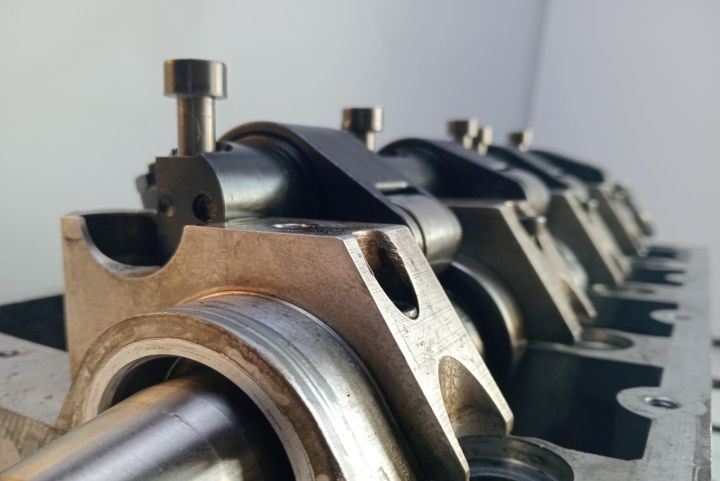 Chiulasa  038103373R Volkswagen VW Passat B6