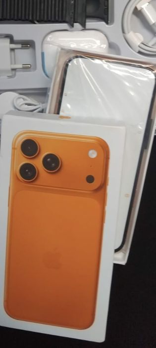 Продам айфон 17 про макс