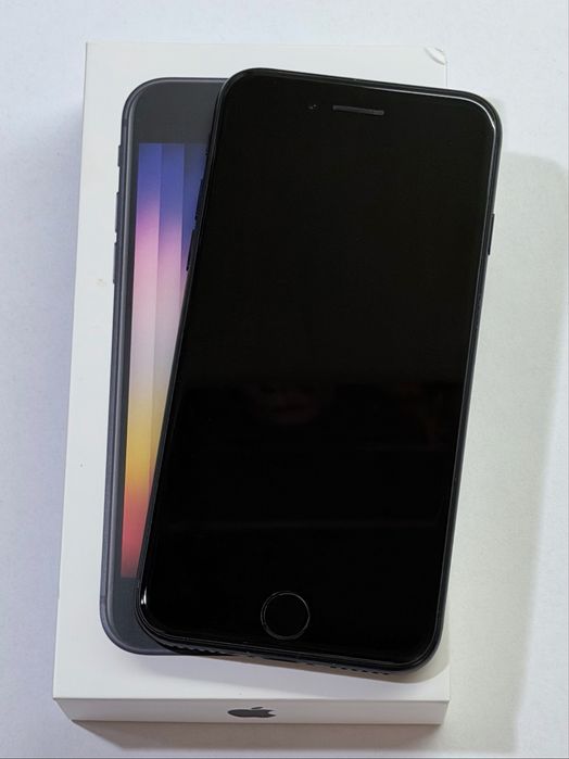 iPhone SE2022 3rd Black 94% battery