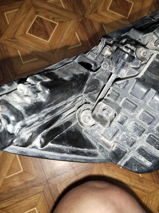 Фара левая Киа Соренто 3 линзы