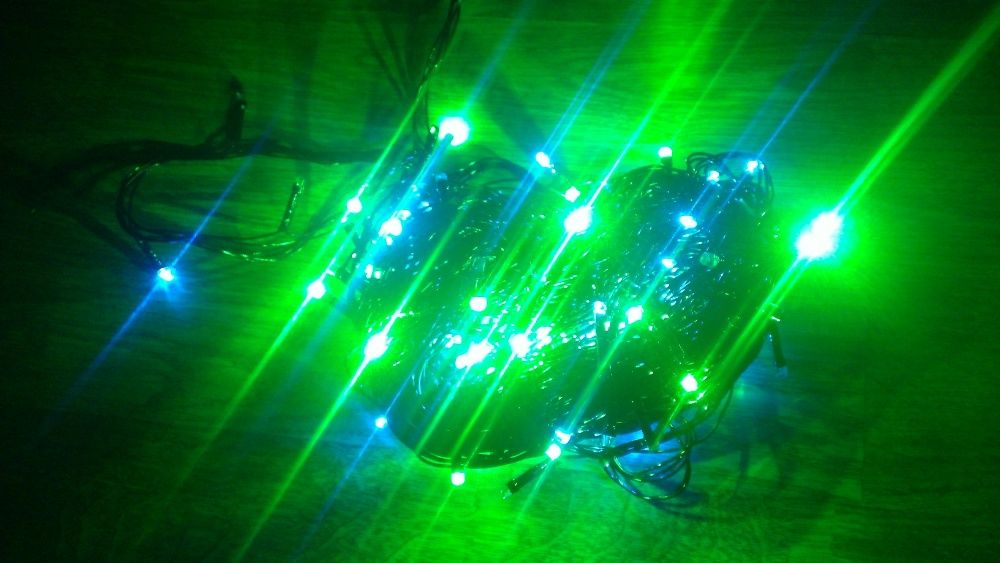 instalatie brad 200 leduri