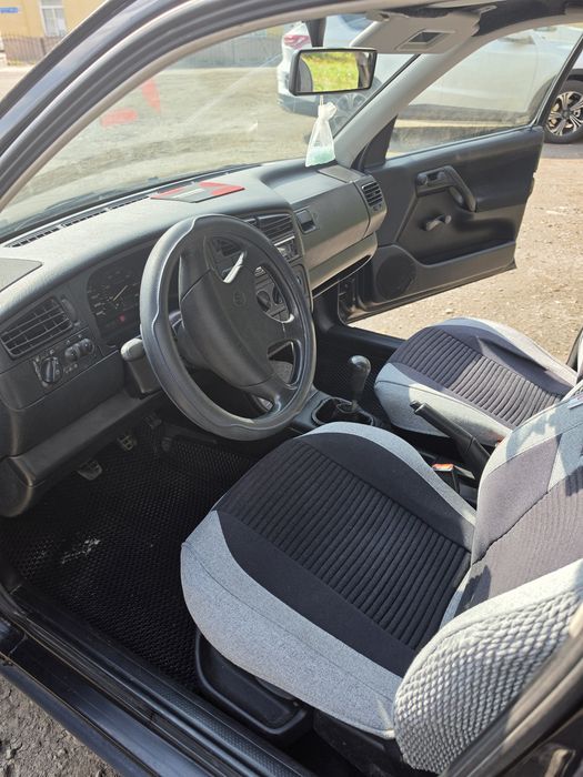 Продам volkswagen golf 3
