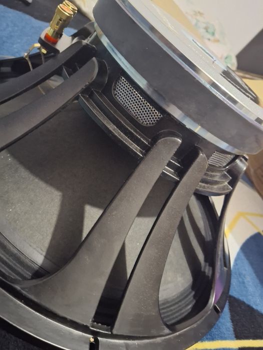 Subwoofer Alien AN-0315  15 inch 4 ohmi