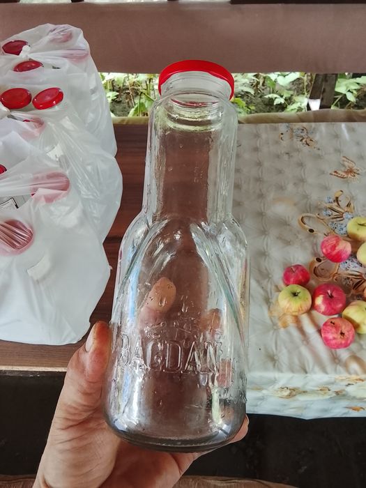 Стеклянные бутылки