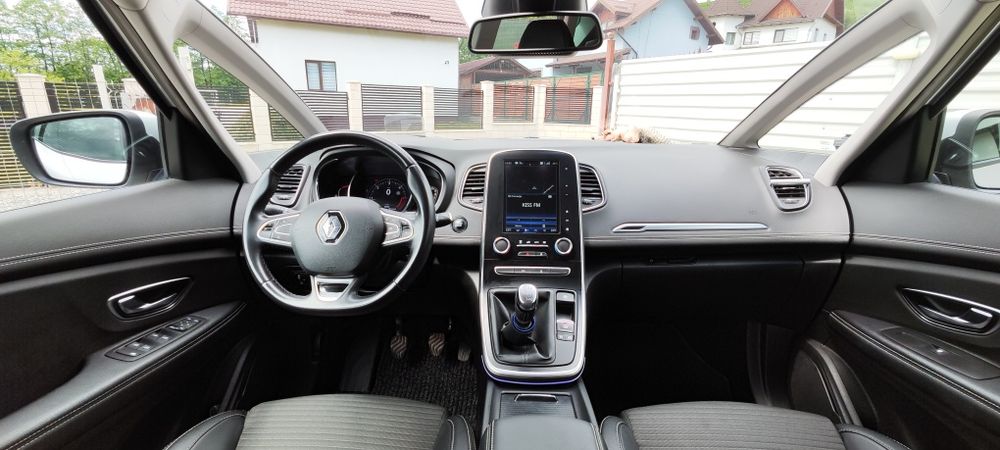 RENAULT Scenic 2019 — imagine 2
