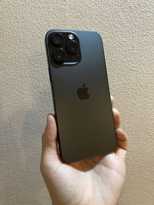 iPhone 16 Pro Max Black Titanium 256GB !