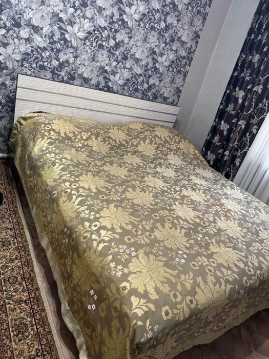 Кровать двухспальная