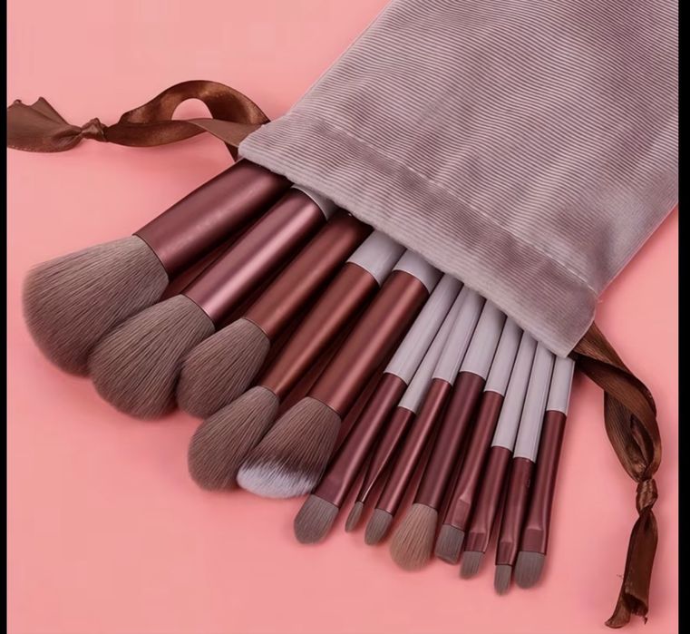 Продам кисти для макияжа . Новые