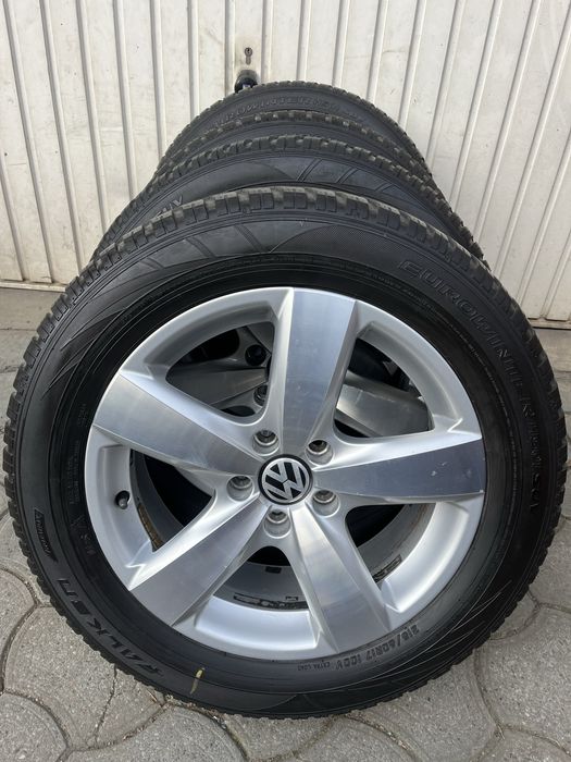 Jante 5x112mm, anvelope iarna 215/60 R17 VW Tiguan Audi Q3 Seat Skoda
