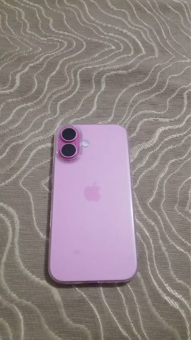 айфон 16.       .