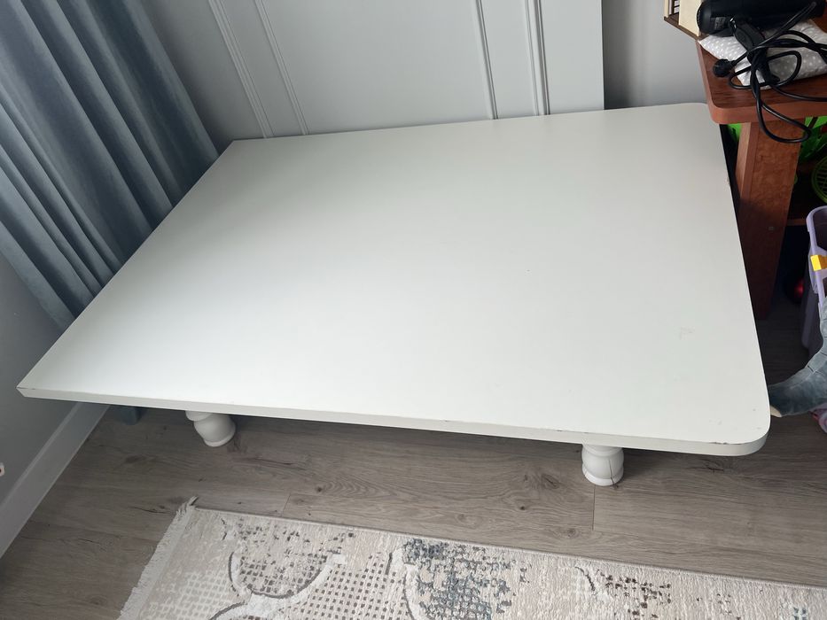 Қонақ күтуге стол