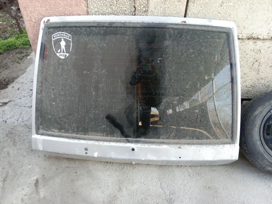 Продается крышка багажника