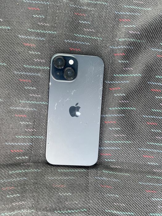 Iphone 15 128 гигобайт