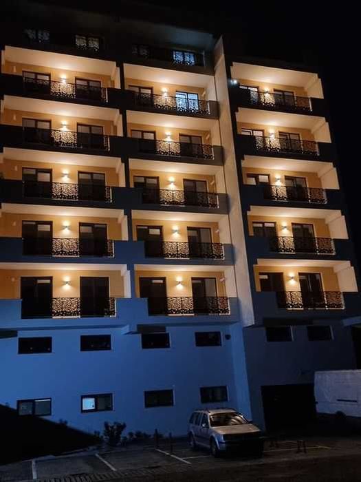 Apartament 2 camere de inchiriat, str Alexandru cel bun