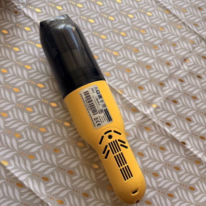 Ръчна прахосмукачка KARCHER CVH 2