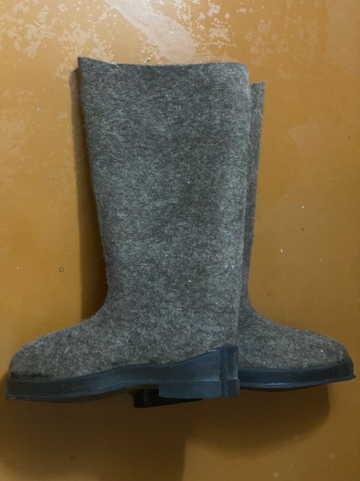 Продам теплые валенки 44-46 размер